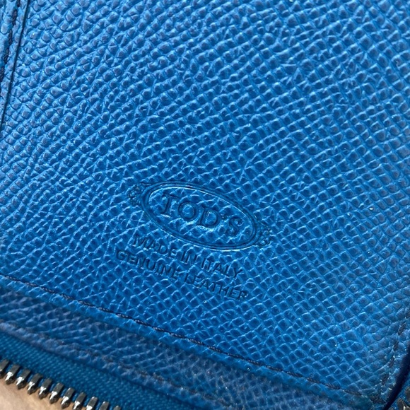 Excellent used condition royal blue zipper wallet from Tods. - Picture 6 of 6